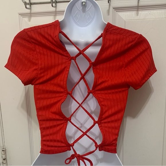 Red Top - Picture 2 of 3